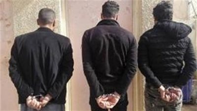 ضبط 3 عاطلين كونوا تشكيلا عصابيا للنصب على أصحاب الشركات