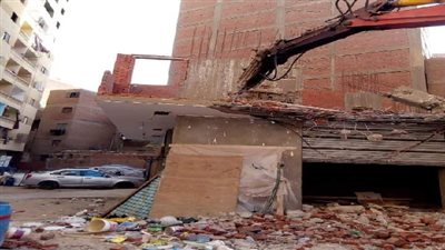 إزالة بناء مخالف بدون ترخيص بالمهد بالمرج