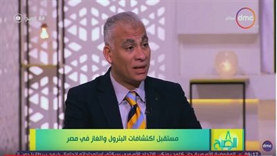 استاذ هندسة البترول: قمة 