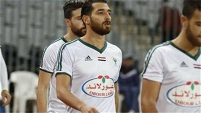 إنبي يقترب من أحمد شكري