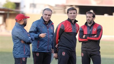 مفاجأة لاسارتي في تشكيل الأهلي أمام بطل الجزائر