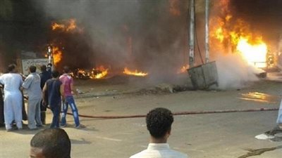 إندلاع النيران فى مخزن أخشاب بقرية دفرة بالغربية