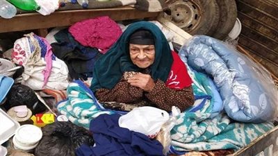 ندا صاحبة بوست الحاجة صفية في نادي العاصمة الليلة 