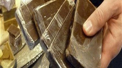 مكافحة المخدرات تضبط 14 كيلو هيروين و99 ألف قرص مخدر