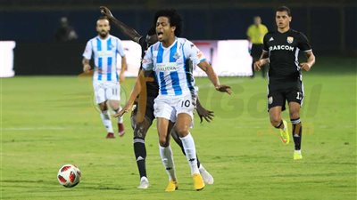 الإماراتي عمر آل علي حكما لمباراة بيراميدز وطلائع الجيش