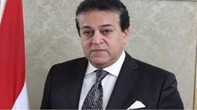 وزير التعليم العالى ينعى نائب رئيس جامعة أسوان لشئون خدمة المجتمع