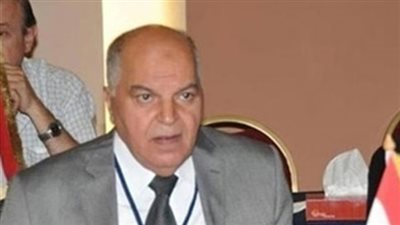 نقيب المعلمين يناقش مع المتحدث باسم البرلمان تعديل قانون النقابة