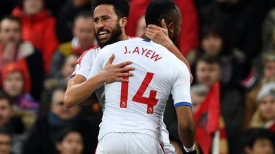 كريستال بالاس يسجل الهدف الأول في شباك ليفربول 