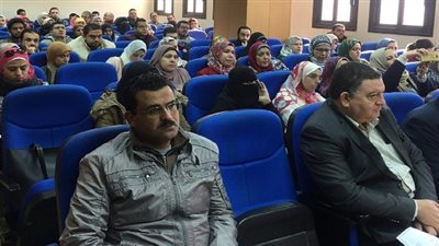 وكيل وزارة الصحة يجتمع مع اطباء الأسنان لشرح ألية العمل أثناء مبادرة ١٠٠ مليون صحة