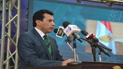 وزير الشباب: نتعاون مع محافظ السويس لتوفير فرص عمل للشباب