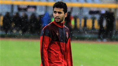 الأهلي يطمئن على محمد محمود بعد جراحة الصليبي بألمانيا