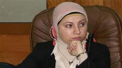 نسرين عبدالعزيز توقع 