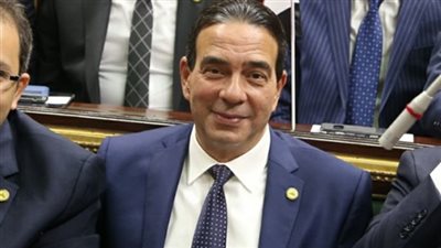 البرلمان يناقش 