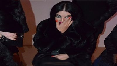 صافينار تغادر القاهرة إلى أرمينيا لتلقي العزاء في والدها