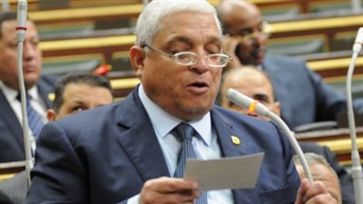 النائب جمال عباس يتقدم بطلب إحاطة حول نصب شركات العمالة بالخارج 