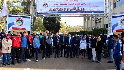 رئيس جامعة المنصورة: يطلق اشارة البدء لماراثون الدراجات للملتقى الأول للطلاب الوافدين