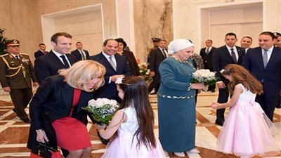 بسام راضي: على هامش القمة المصرية الفرنسية.. قرينة الرئيس تلتقى قرينة ماكرون بقصر الاتحادية