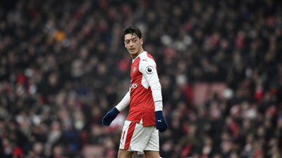 بـ 65 ألف دولار يوميّاً.. نجم كروي على مقاعد الاحتياطي