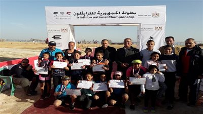 بالصور.. تسليم الميداليات علي الفائزين ببطولة الجمهورية بشاطئ السويس