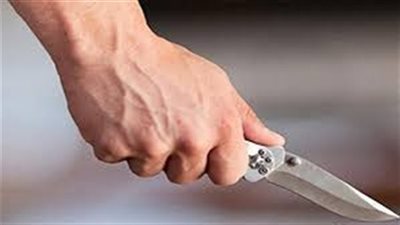 مصرع شاب بطعنة 