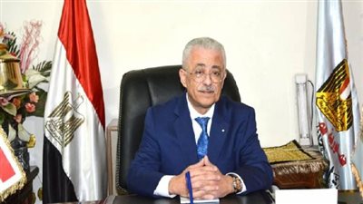 وزير التعليم: توزيع أجهزة 