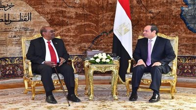 السيسي: بحثت مع البشير تحقيق المصالح المشتركة مع السودان