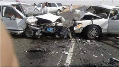 مصرع 2 واصابة 13 فى ثصادم 3 سيارات جنوب محافظة السويس