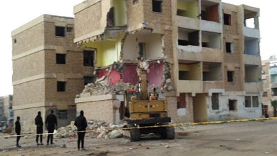 البدء في ازالة عمارات فيصل بالسويس