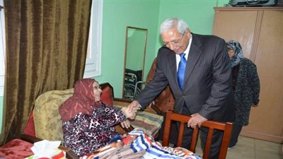 بالصور.. محافظ الدقهلية في زيارة لأحد دور المسنين بالمنصورة