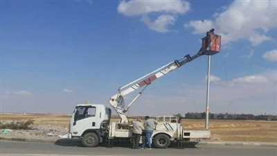 حي السويس يواصل اعمال التطوير والتجميل بدائرته 