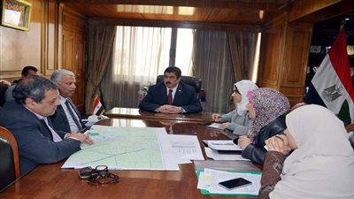 محافظ القليوبية يناقش سرعة الإنتهاء من إنشاء مخططات تفصيلية لقرى ومدن القليوبية  