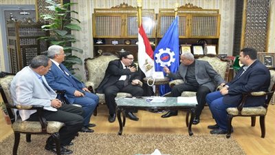 مؤتمر لعرض فرص الاستثمار المتاحة بمحافظة السويس.. قريباً