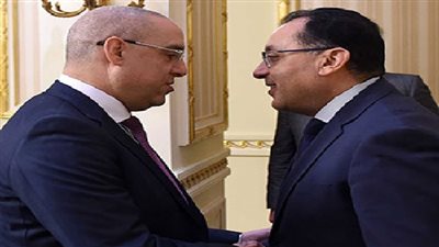 مدبولي يستقبل وزير الإسكان الجديد بمقر مجلس الوزراء