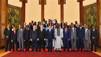الرئيس السيسي يستقبل رؤساء المحاكم الدستورية الأفارقة