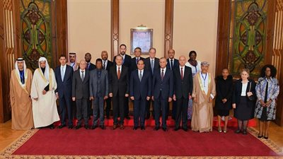 السيسي يلتقى نواب عموم الدول المشاركين فى المؤتمر الذى تنظمه النيابة العامة