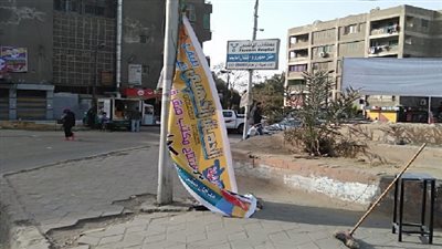 إزالة الإعلانات المخالفة بميدان صقر قريش بالمعادى الجديدة