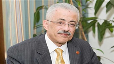 الحكومة تنفي إلغاء امتحانات الصف الأول الثانوي للطلاب المصريين بالخارج