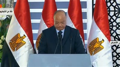 محافظ القاهرة يقطع جولته صباح اليوم لتفقد حادث محطة مصر