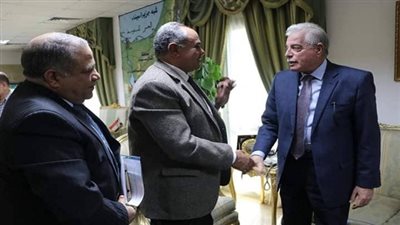 فودة يبحث اقامة مشروع زراعي تنموي وانتاج اعشاب طبية بكاترين  