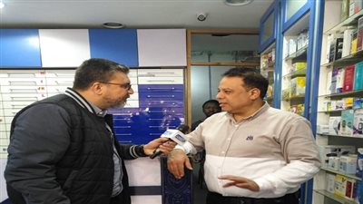  عمرو الليثي يشيد بمبادرة صاحب صيدلية الخير يخصص جزء من الأدوية لغير القادرين