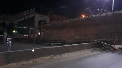 الطرق والكبارى: فتح طريق الإسكندرية الزراعى بعد مرور 5 ساعات من سقوط كوبرى الجمال للمشاة