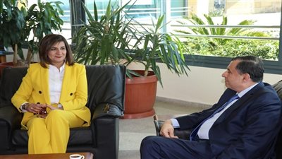 وزيرة الهجرة تزور جامعة بيروت العربية وتشيد بمستوى التجهيزات بها