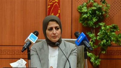 وزيرة الصحة: إطلاق 42 قافلة طبية لتقديم خدماتها مجانا للمواطنين بالمحافظات