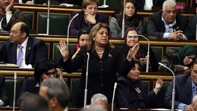 برلمانية تتقدم بأول قانون لفصل الموظف العام حال تعاطيه المخدرات