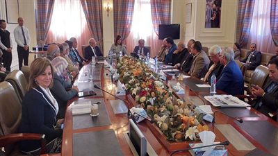 وزيرة الهجرة تطلق مبادرة لتطوير آليات التواصل مع المصريين في الخارج