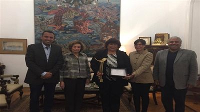 مهرجان أسوان الدولي لأفلام المرأة يكرم إيناس عبد الدايم