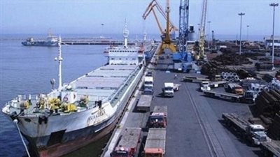 غلق بوغاز مينائي الاسكندريه والدخيلة نظراً لسوء الأحوال الجومائية