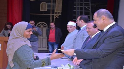 محافظ الغربية يشارك بإحتفالية المرأة المصرية فى 100عام ويوزع قروضاً لـ 40 سيدة معيلة