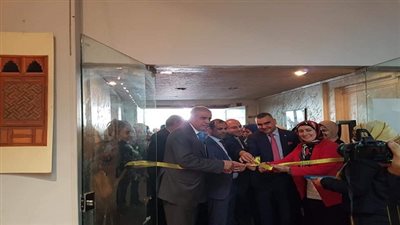 معرض عبر زمانين 