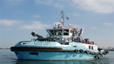 انطلاق القاطرة البحرية 